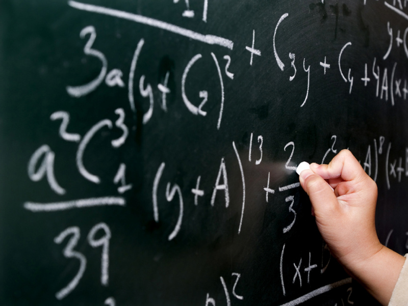 5 декабря кафедра высшей математики УлГПУ приглашает старшеклассников и учителей математики принять участие в мастер-классе «Олимпиадная математика»