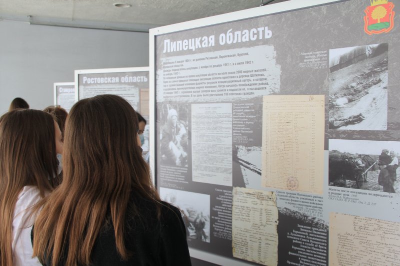 В УлГПУ им. И.Н. Ульянова разместилась передвижная выставка архивных документов «Без срока давности»  