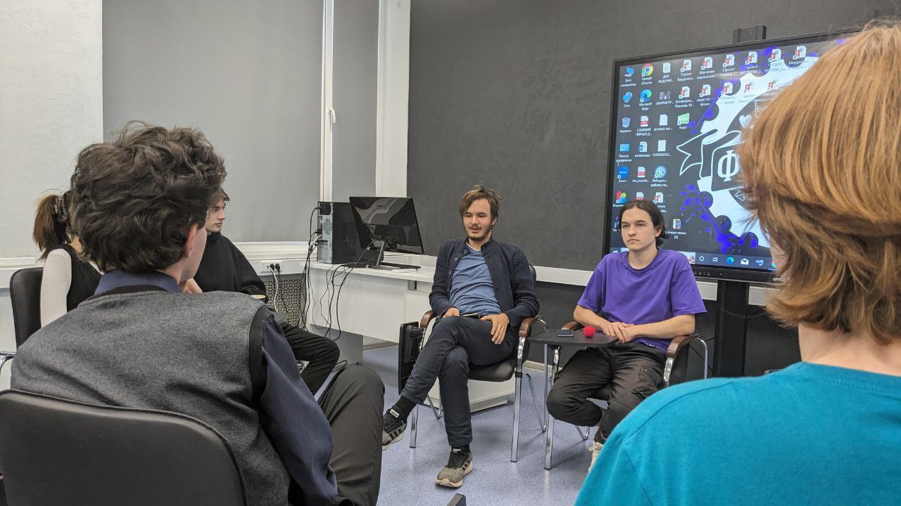 В Технопарке универсальных педагогических компетенций УлГПУ прошла первая встреча со студентами в формате IT-talks
