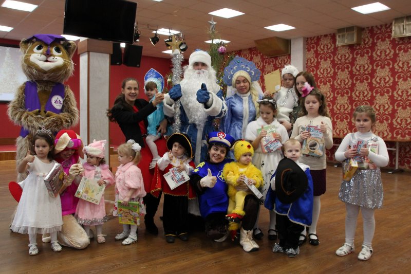 В УлГПУ им. И.Н. Ульянова прошёл новогодний праздник для детей сотрудников и студентов вуза