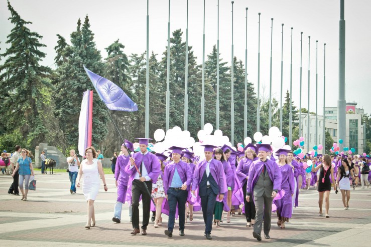             6 июля для  807 выпускников УлГПУ им. И.Н. Ульянова   пройдет праздничное выпускное мероприятие