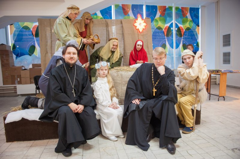 Представители театрального объединения «Фриссон» УлГПУ приняли участие в проведении Рождественских мероприятий