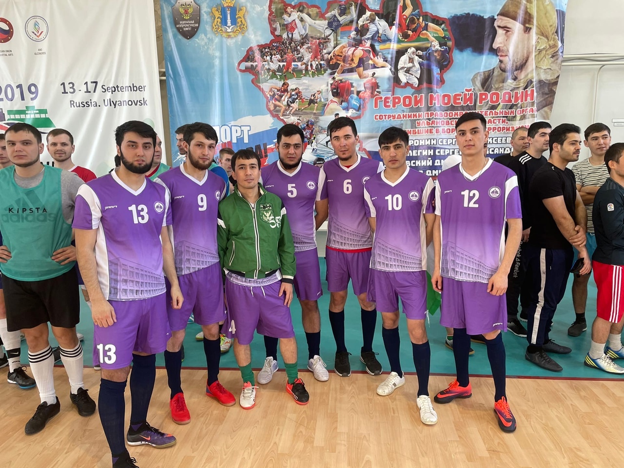 Команда иностранных студентов УлГПУ приняла участие в ежегодном межнациональном турнире по мини- футболу за кубок «Дружбы народов»
