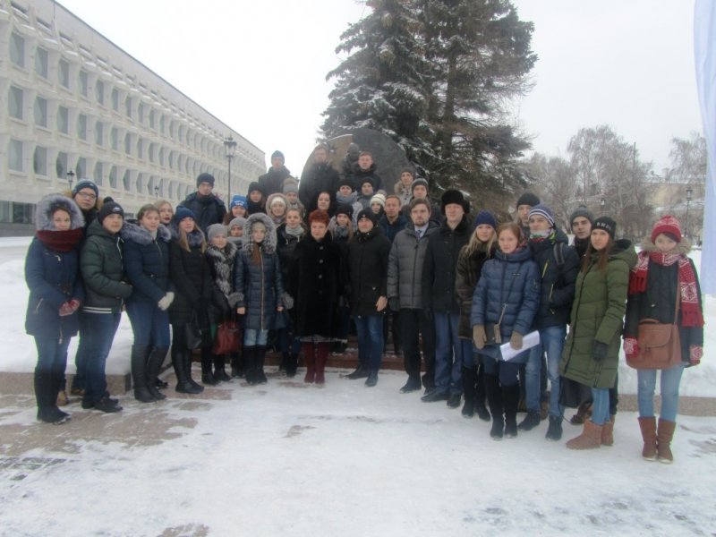 Студенты и сотрудники УлГПУ приняли участие в мероприятиях, посвященных празднованию 74-й годовщины со дня рождения Ульяновской области