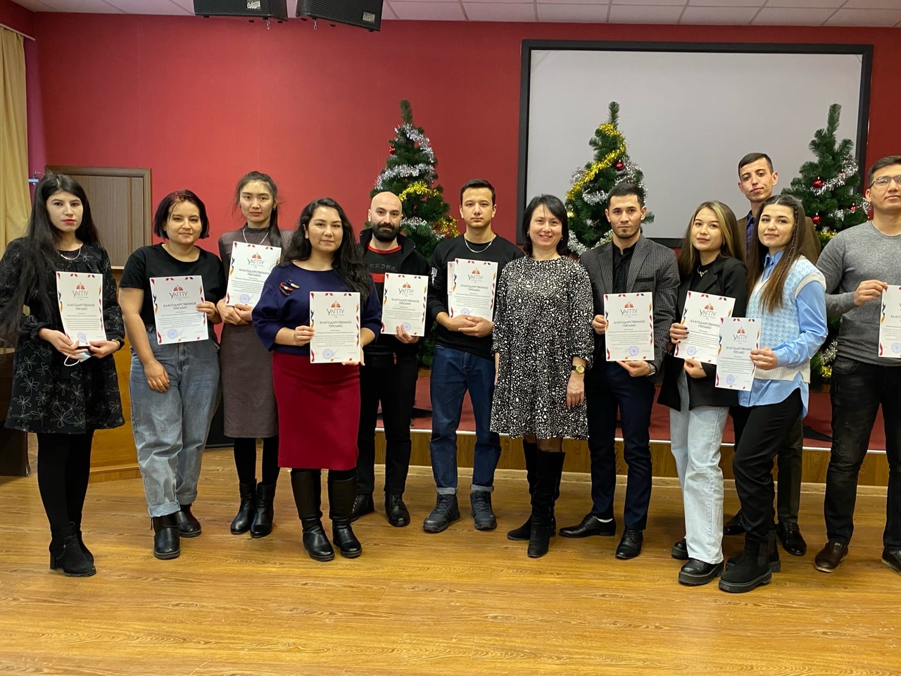 В УлГПУ отметили самых активных в учебе, студенческой жизни, творческой деятельности иностранных студентов из Туркменистана, Узбекистана, Сирии