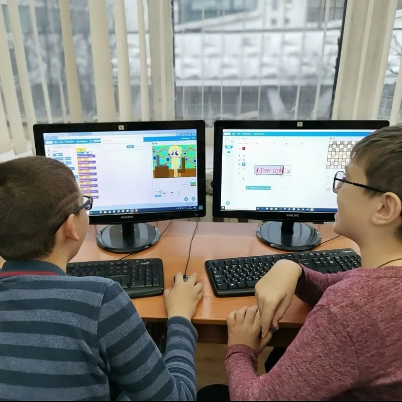 УлГПУ объявляет набор школьников 2-10 классов в Малую академию информатики и информационных технологий