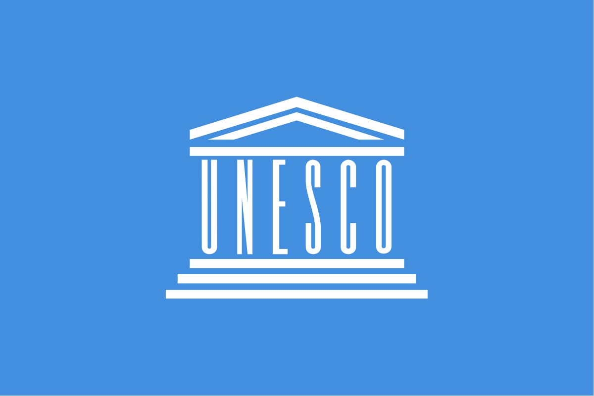 16-17 ноября студенты 3-5 курсов факультета иностранных языков УлГПУ  примут участие в работе IV Школе ЮНЕСКО по программе «Управление социальными преобразованиями (МОСТ)»