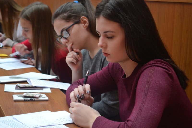 160 школьников приняли участие в региональной олимпиаде по  математике, которая прошла в УлГПУ в рамках очередной Университетской субботы