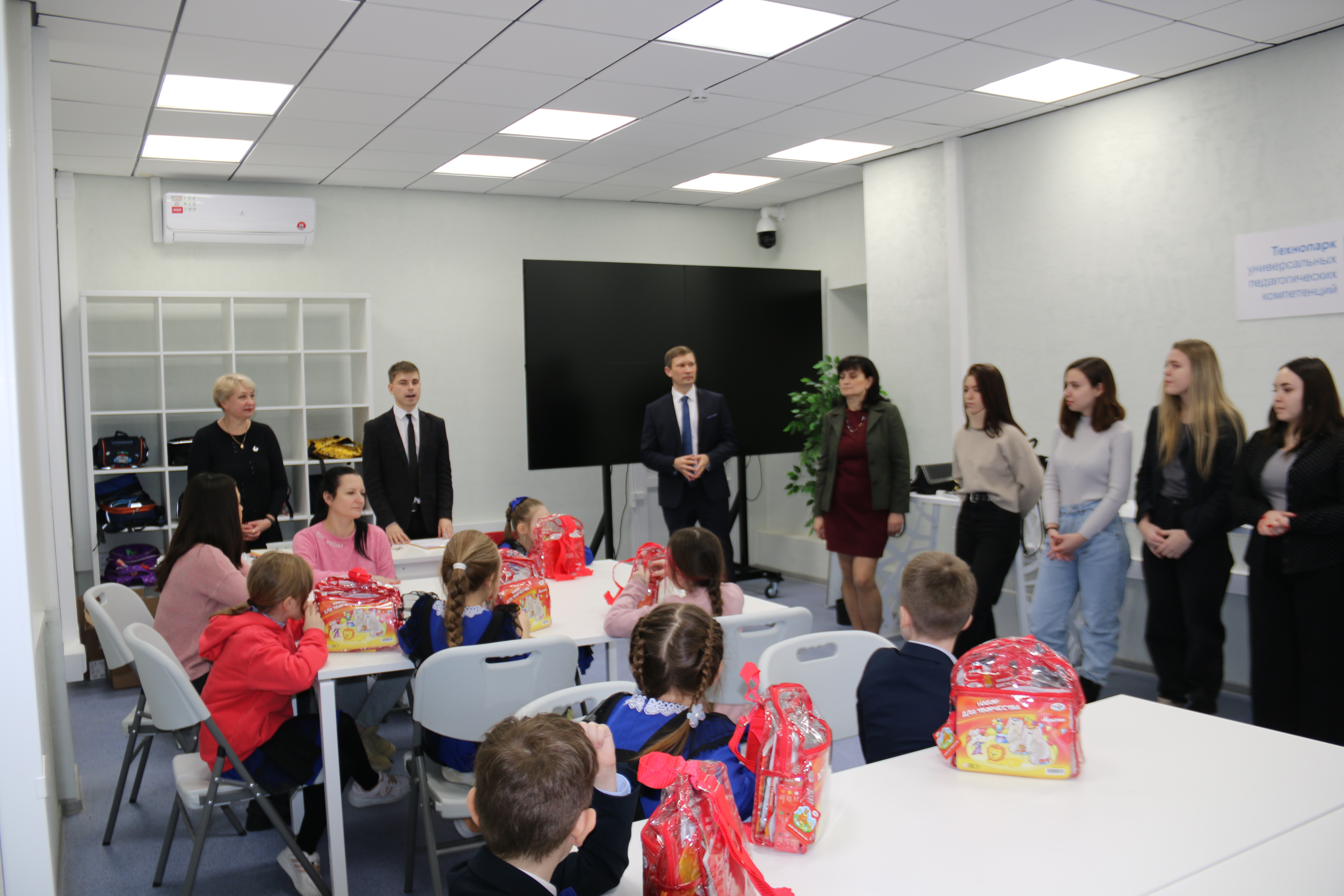В технопарке УлГПУ открылась Детская профильная школа «Умка» для обучающихся начальной школы 