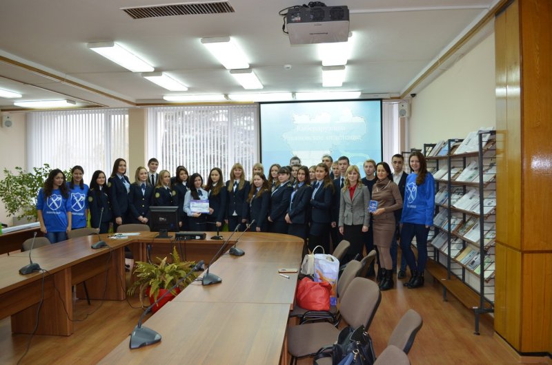 Кибердружинники УлГПУ провели круглый стол с курсантами колледжа государственной и муниципальной службы на тему «Интернет и право» 