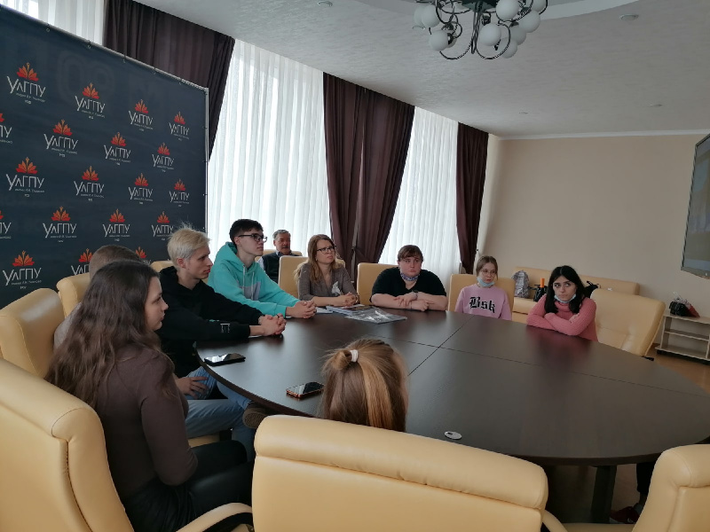   Студенты и преподаватели УлГПУ приняли участие в конференции студенческой молодёжи по вопросам профилактики проявлений терроризма и экстремизма 