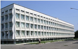 Главный корпус университета